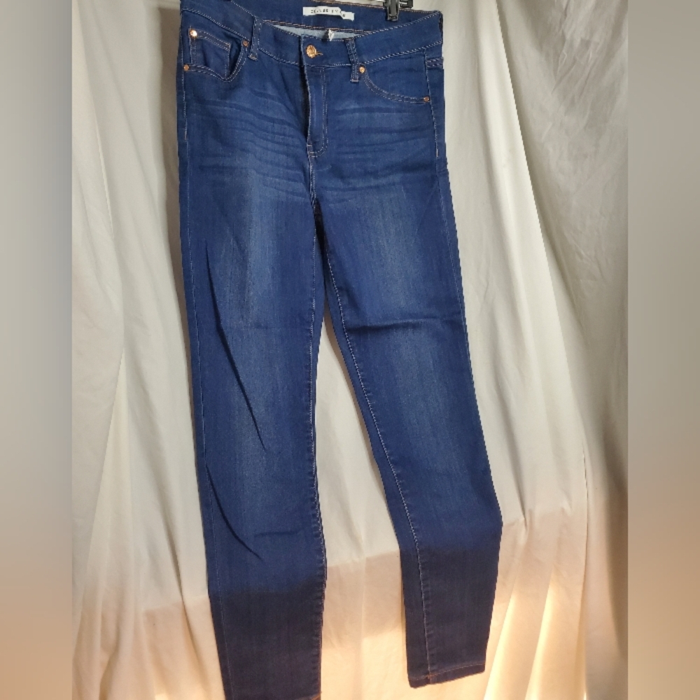 Skinny Jeans size 11 30 waist Celebrity Pink slim denim mid rise cotton spandex